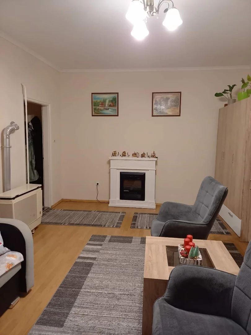Felújított lakás Győr belvárosában - Kép 11