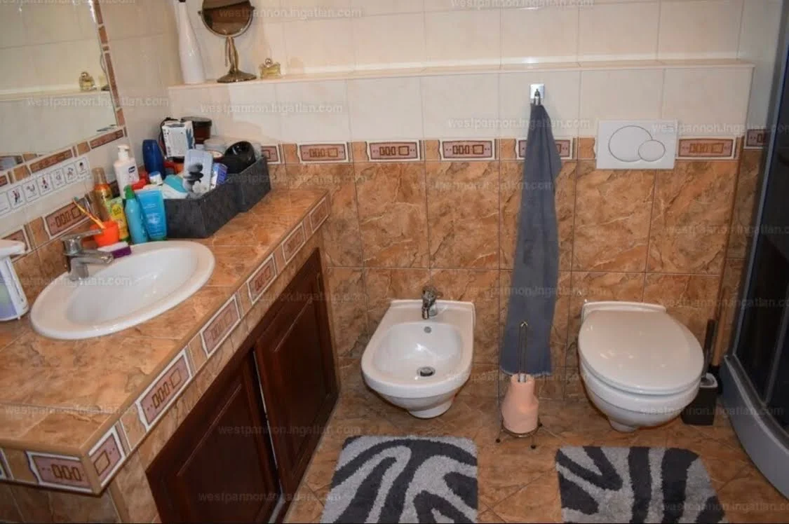 Exkluzív családi ház eladó! - Kép 10