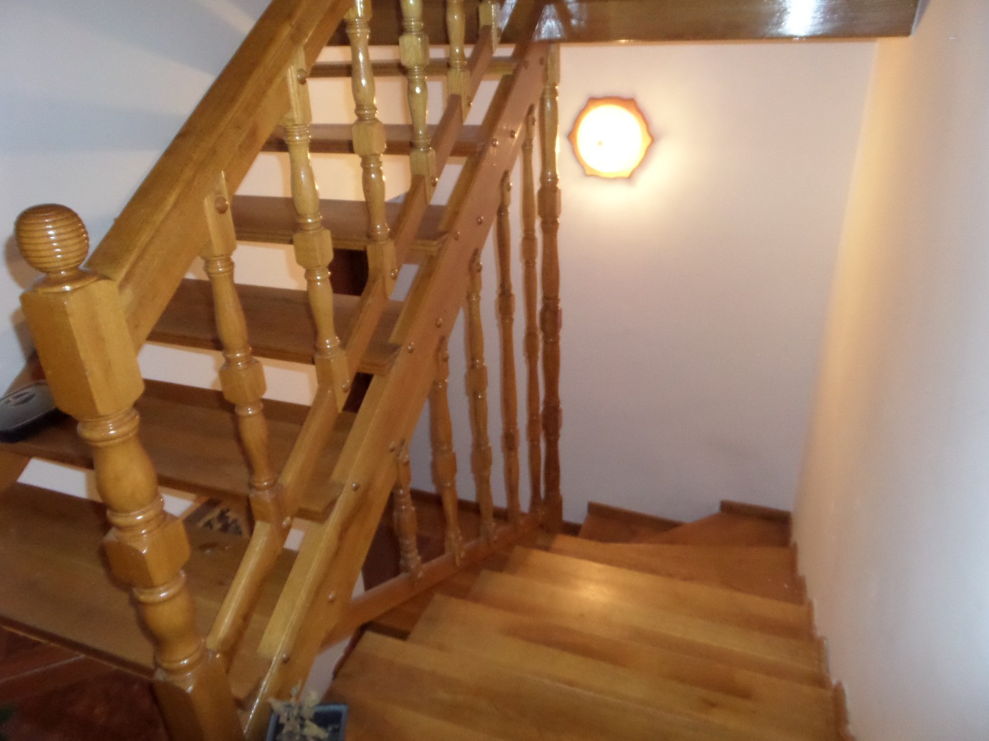 Komló szilvás városrészben panorámás családi ház - Kép 10