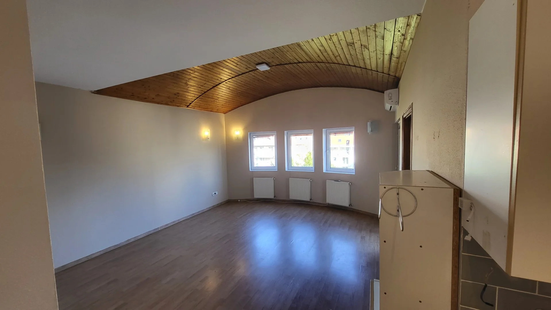 🏡 Eladó napfényes, dupla panorámás lakás Zuglóban – Egeressy térnél - Kép 2
