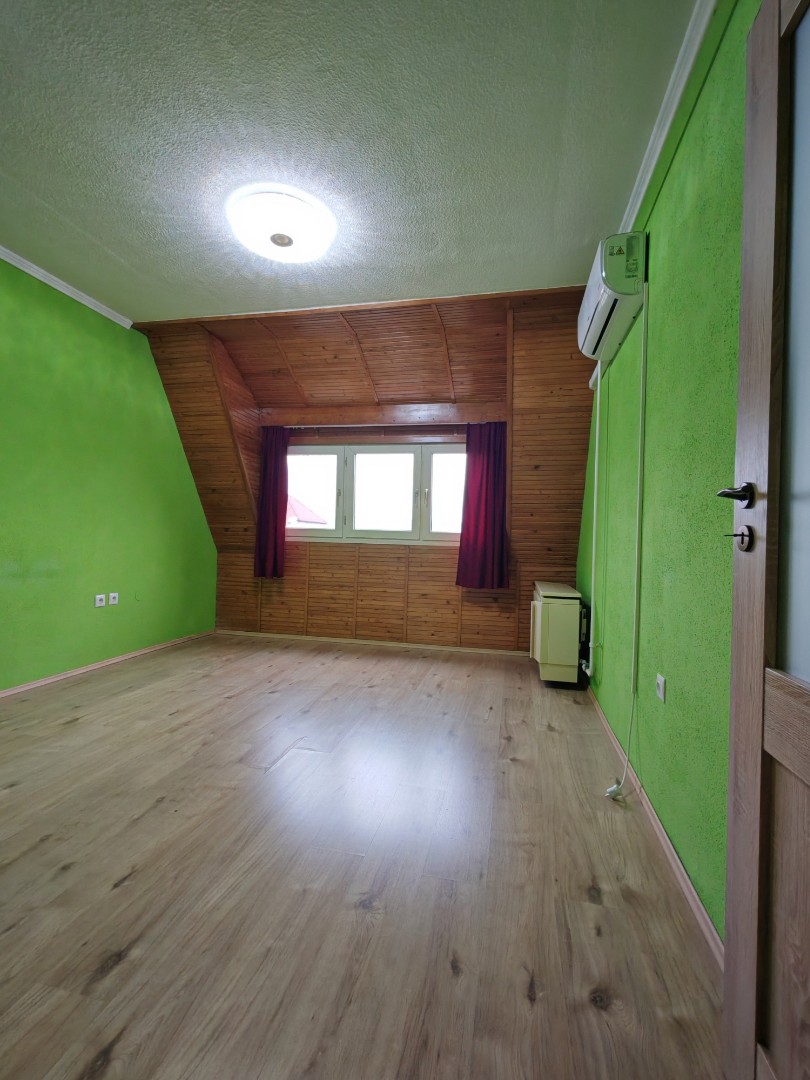 Eger, Deák Ferenc úton 2.5 szobás erkélyes felújított lakás eladó! - Kép 4