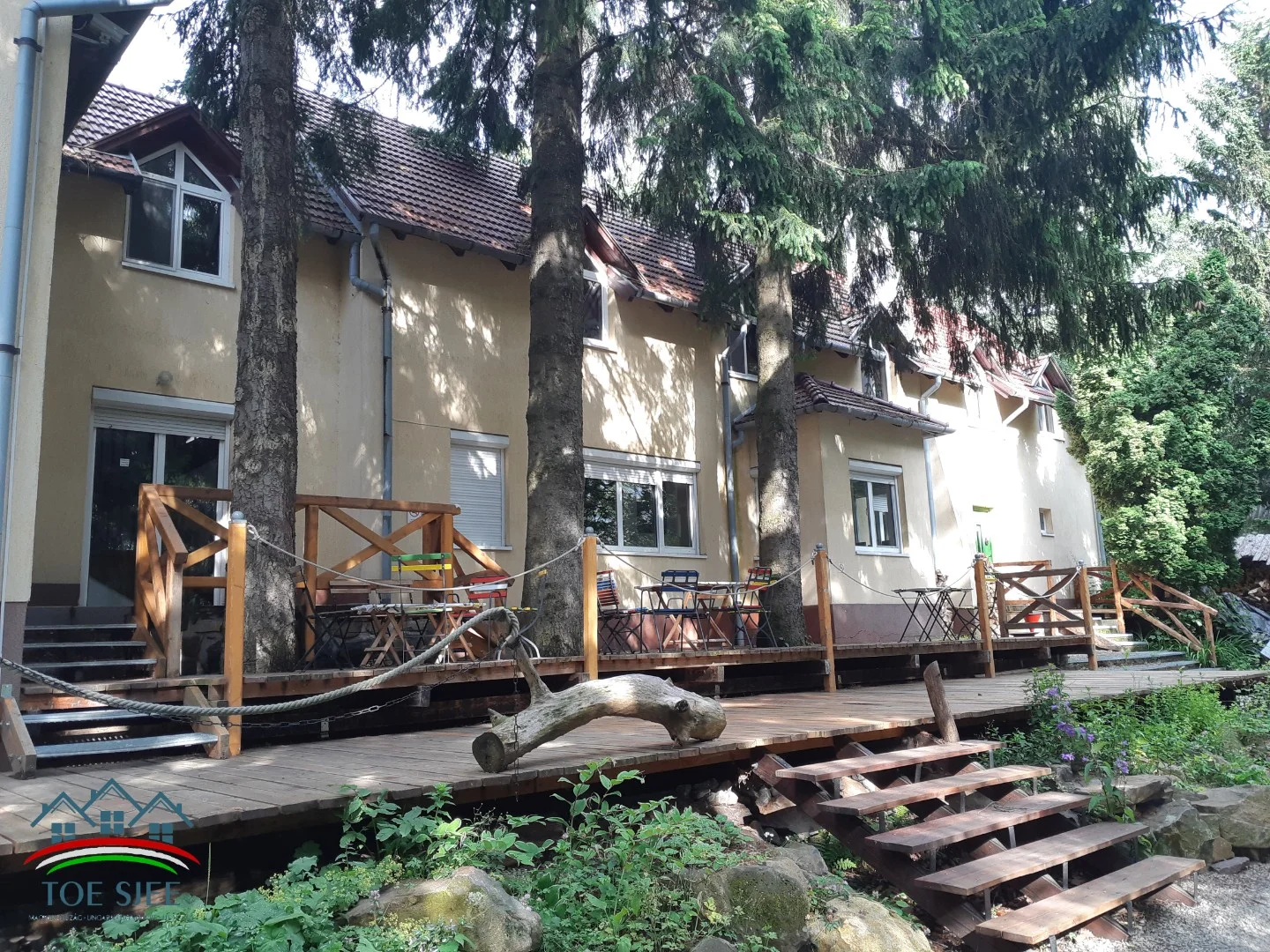 Panzió eladó Mátraszentimrén (241015)