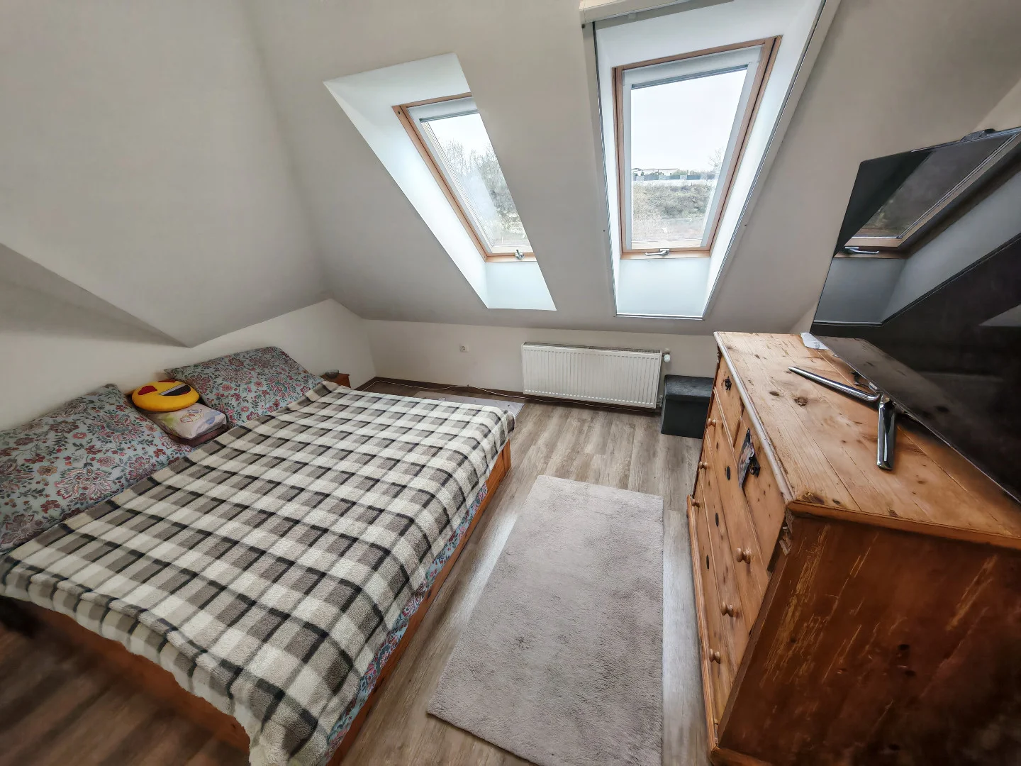 Eger, Dr Frank Mária utcában újszerű, világos, tágas, erkélyes lakás eladó! - Kép 3