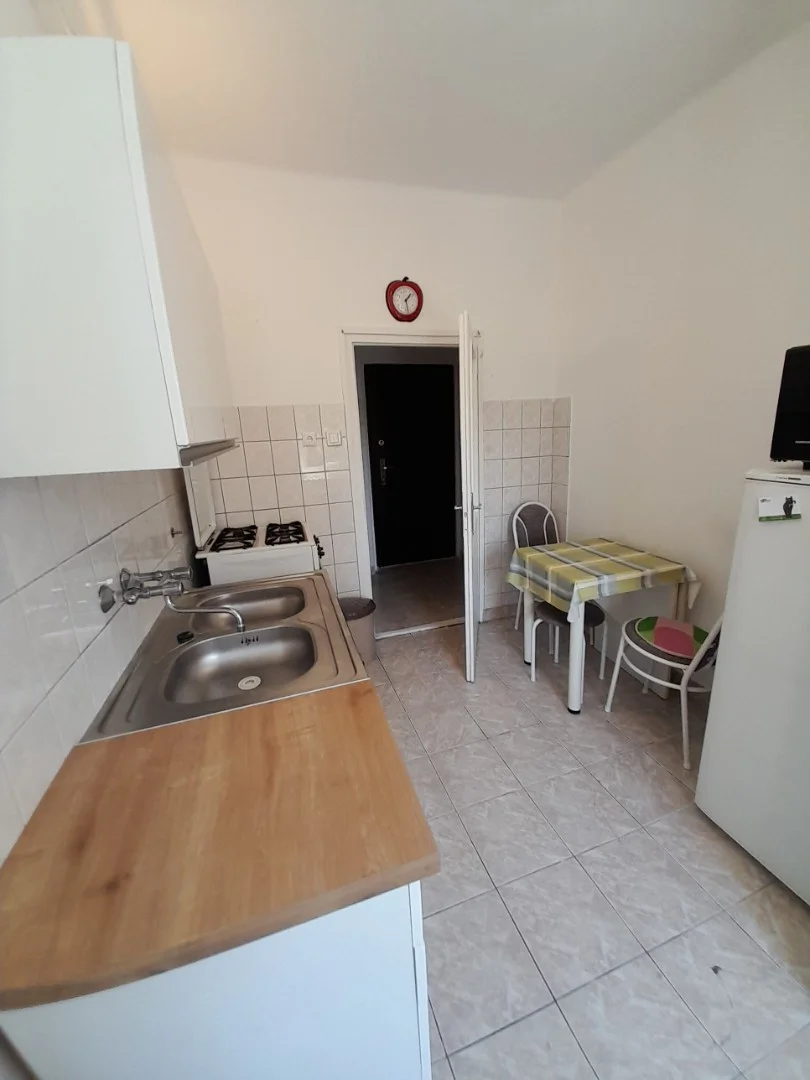 Pécs Egyetemvárosában 1 hálós lakás kiadó - Kép 7