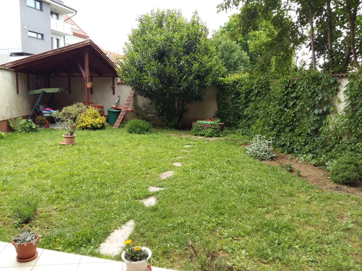 Három generációs családi ház az Almagyar-dombi lakóparkban - Kép 20