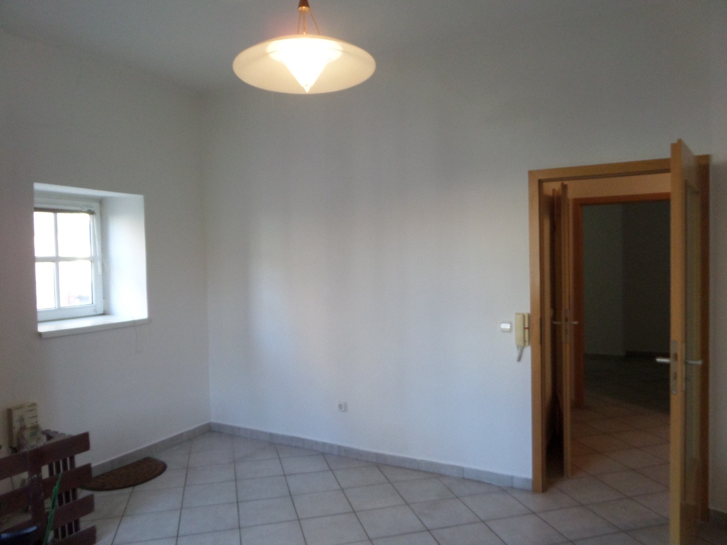 Befektetésnek alkalmas Fszt-i lakás Pécs belvárosában - Kép 2