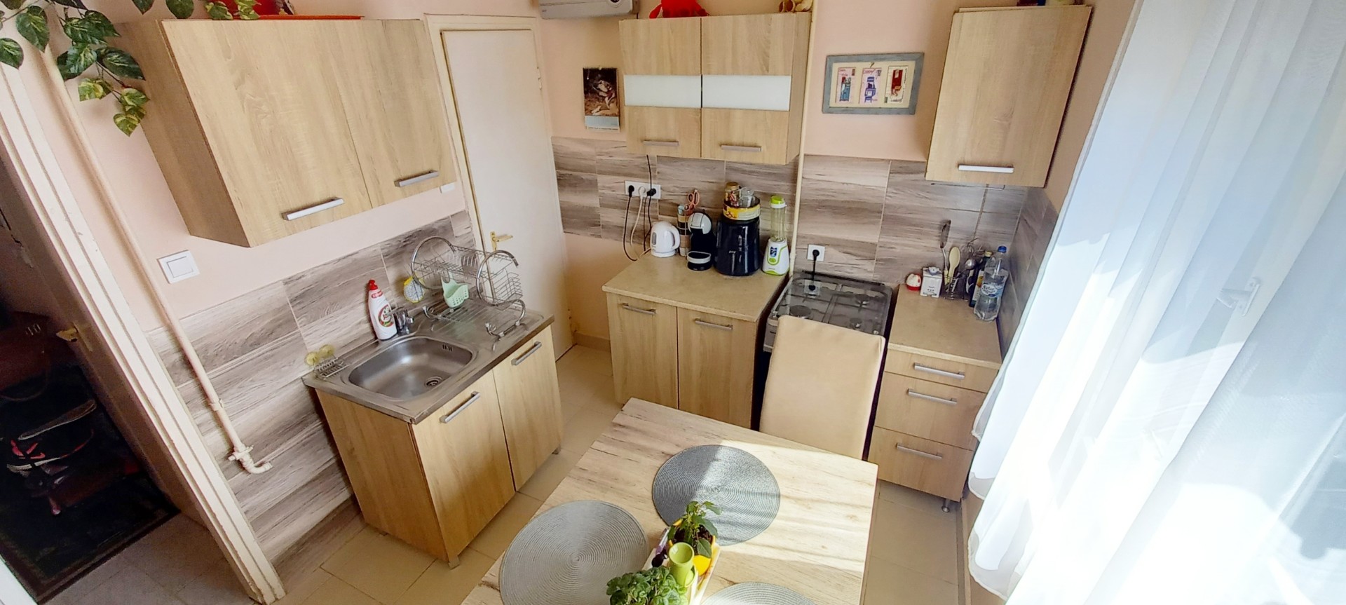 Első emeleti két szobás lakás! - Kép 10