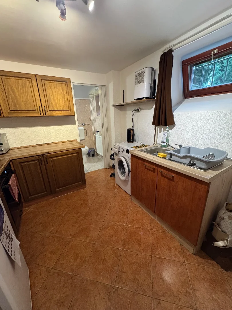 Kiadó alagsori garzon lakás - Kép 3