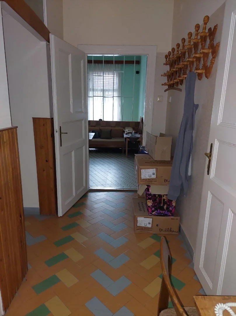 Családi háznak, vagy nyaralónak-hétvégi háznak is kiváló. Budapesttől délre egy órára. - Kép 9