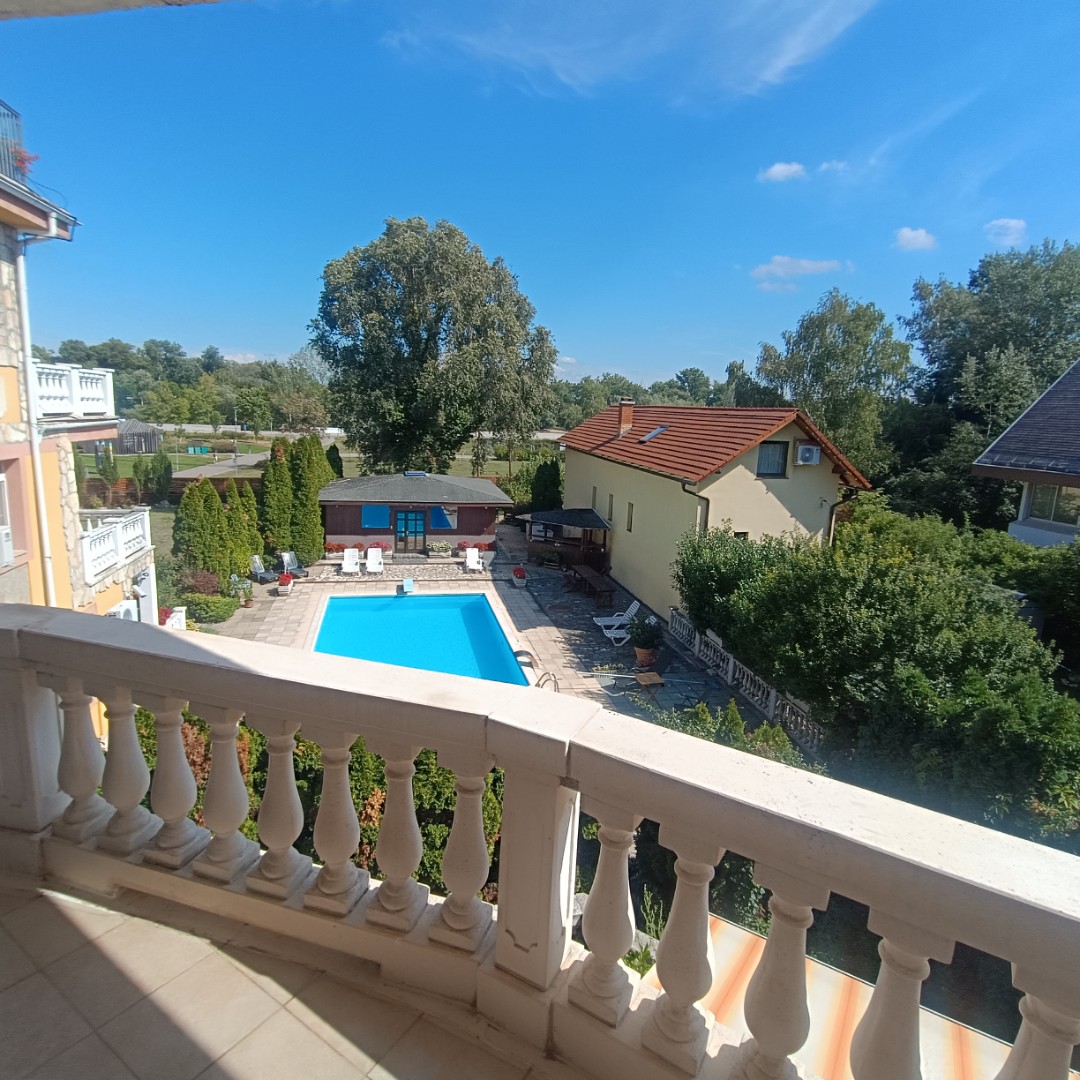 Római fürdőn!!! Örök panorámás világos napos 2 garázshelyes - Kép 15