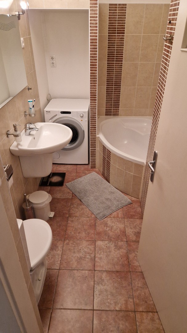 II. kerületi polgári lakás - Kép 12