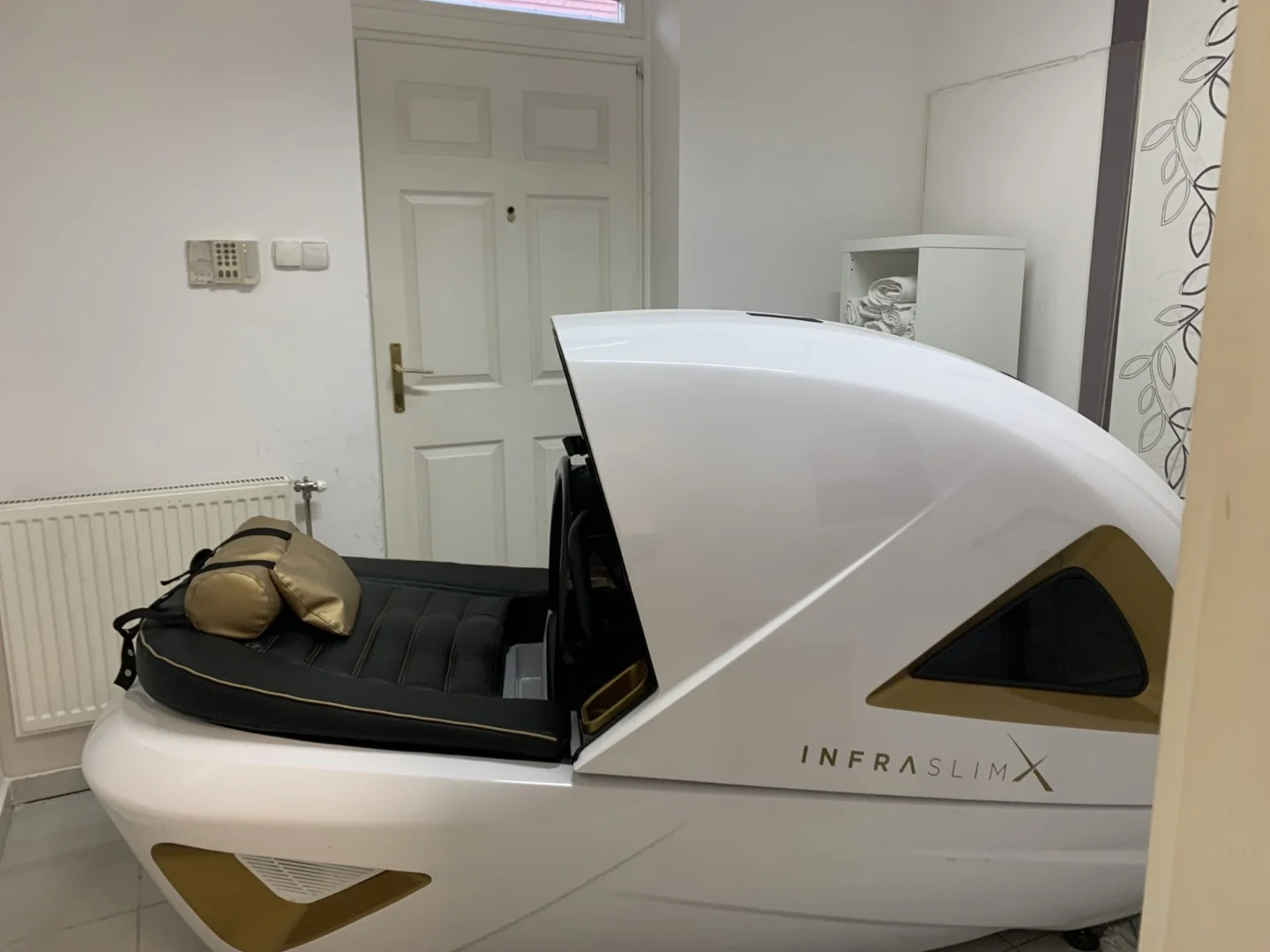 Egerben a Kertész úton földszinti két utca felőli bejárattal 54 nm-es üzlethelyiség eladó! - Kép 4
