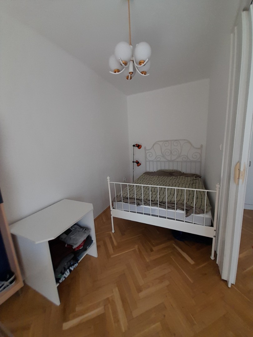 Pécs Egyetemvárosában 1 hálós lakás kiadó - Kép 3