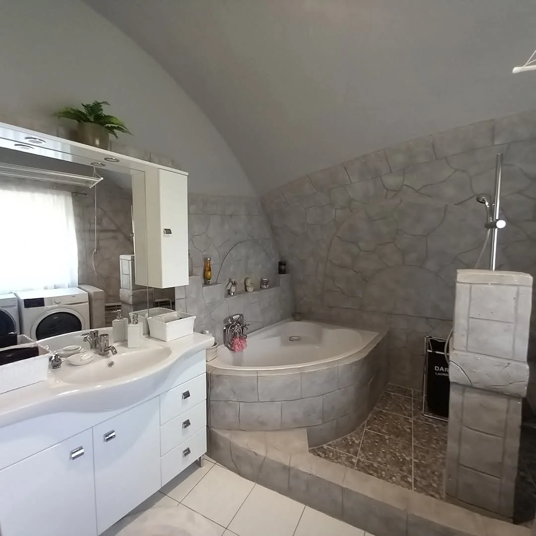 Különleges organikus dombház - Kép 13