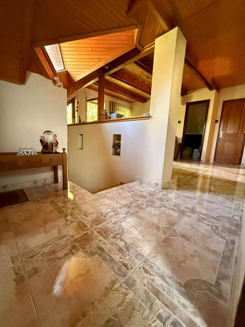 Eladó családi ház Miskolcon - Kép 10