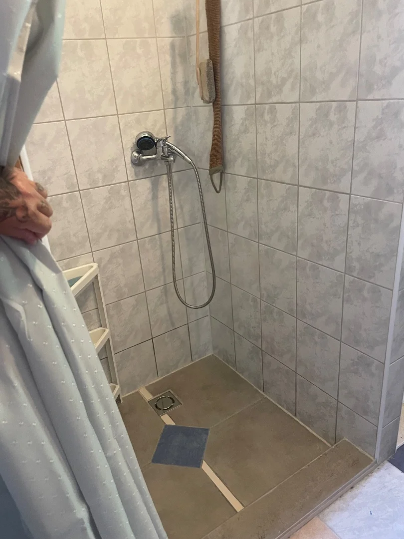 Eladó nappali+ 2 halós tégla nyaraló - Kép 11