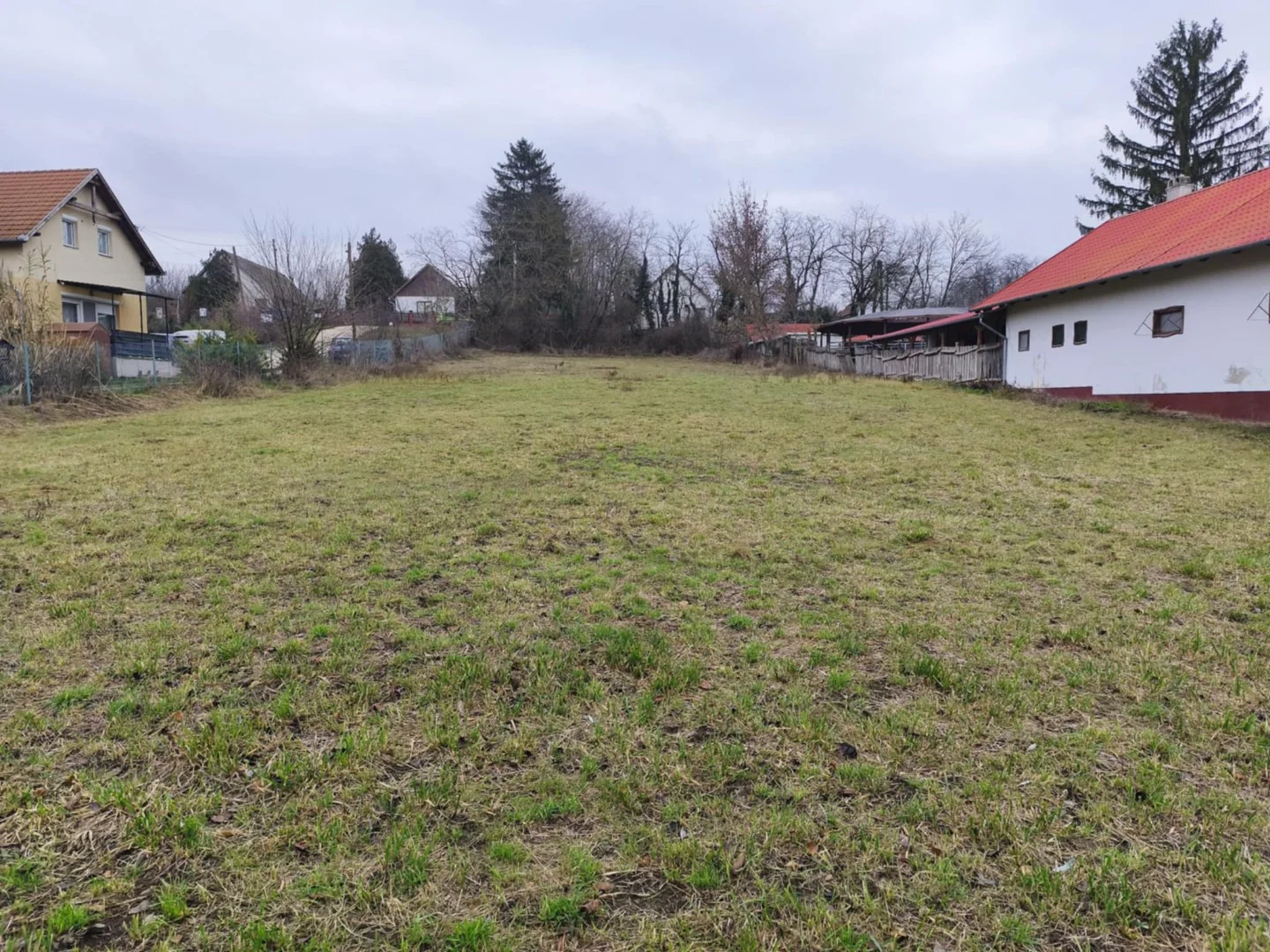 Gombai 3341m2 belterületi telek eladó - Kép 3
