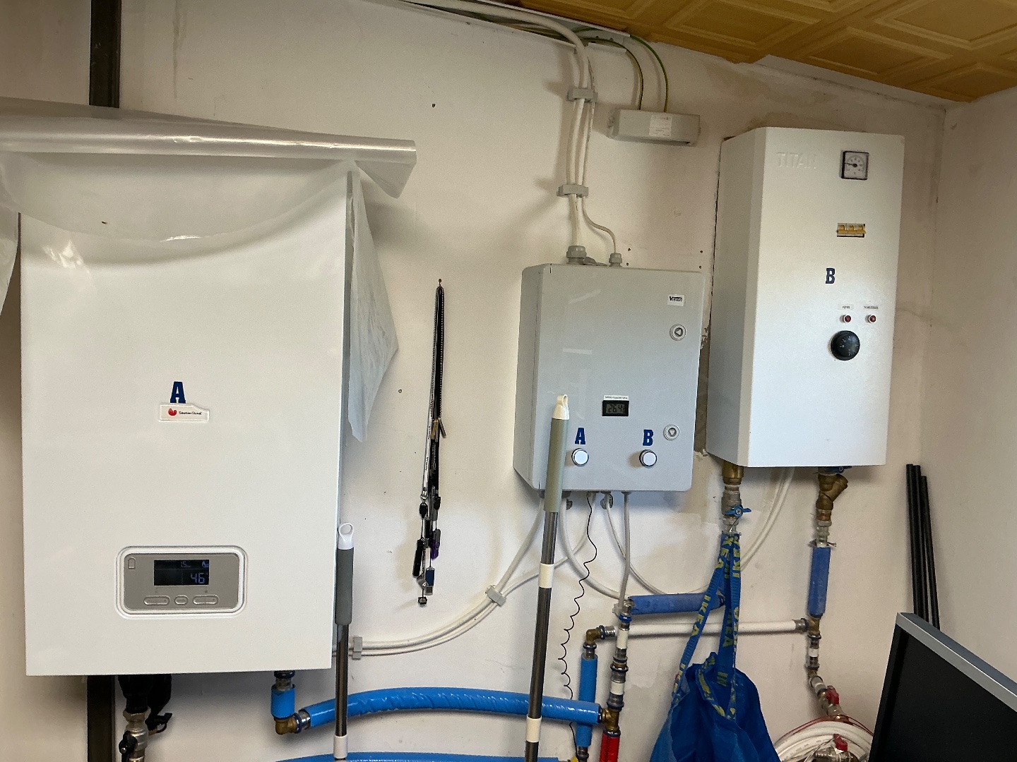 Duplakomfortos családi ház Perkátán - Kép 13