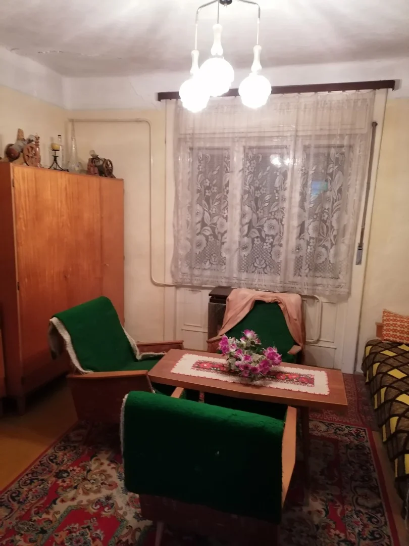 Eladó családi ház Szolnokon! - Kép 6