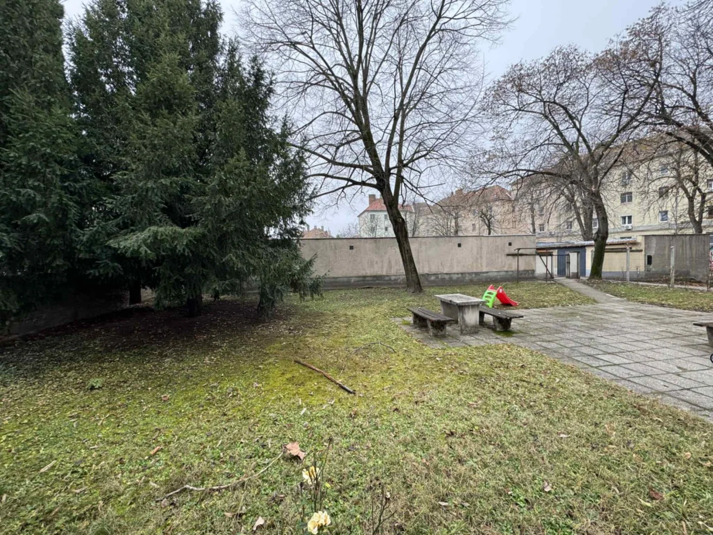 Pécsett belvárosában egy szobás lakás kiadó - Kép 8