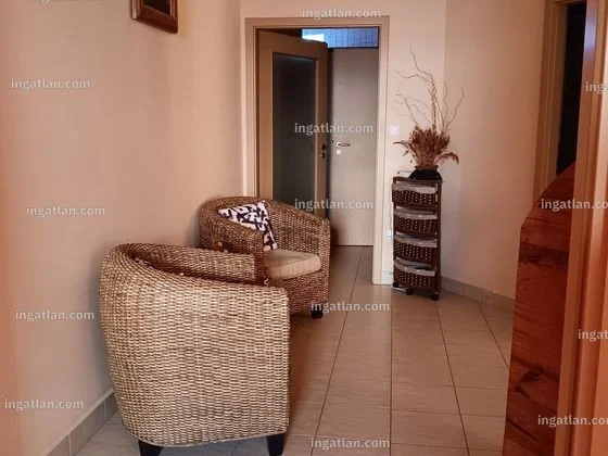 Eladó tégla Győrben - Kép 2