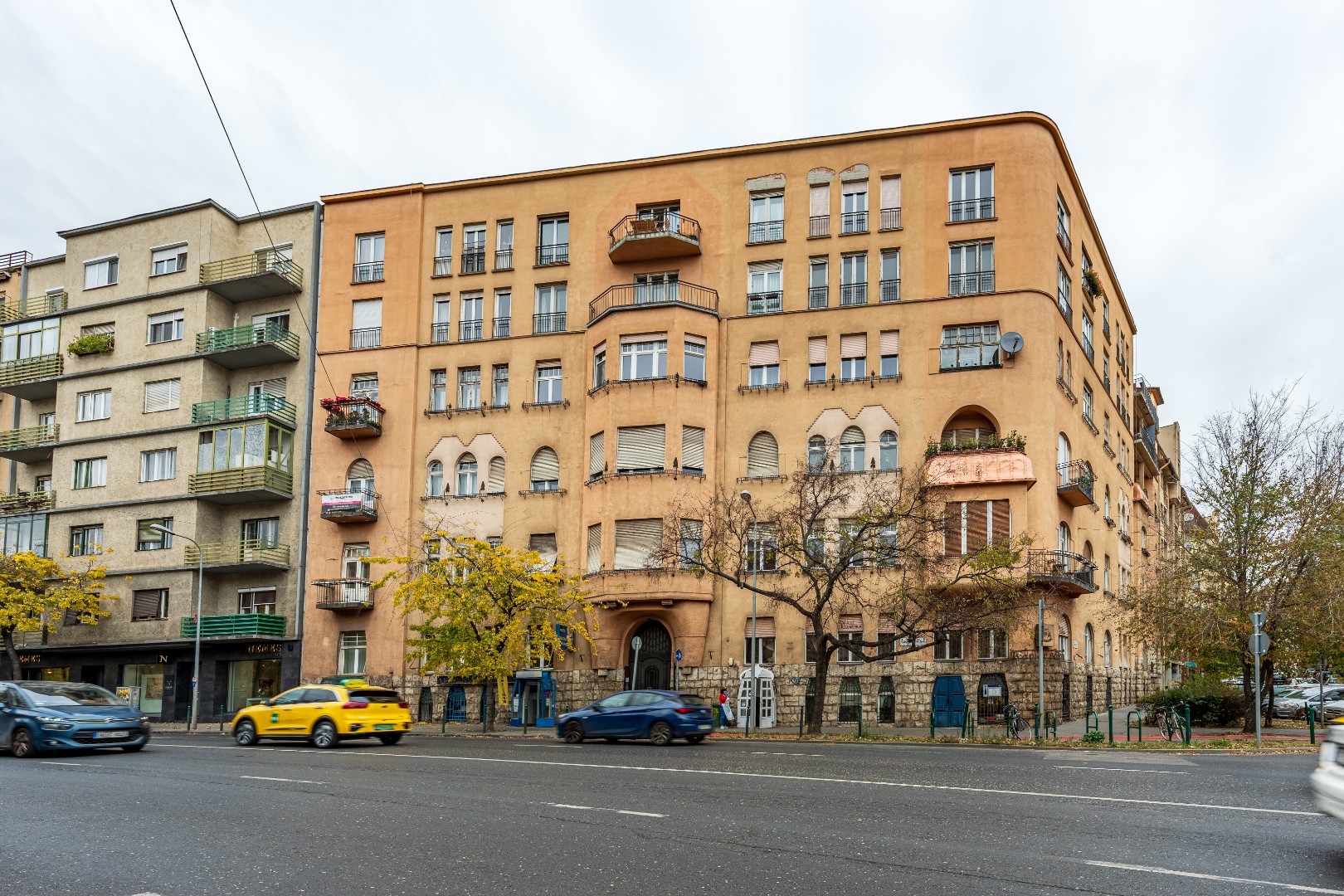 Eladó prémium adottságú ingatlan Budapest szívében – befektetőknek, ügyvédi irodának vagy orvosi rendelőnek! - Kép 16