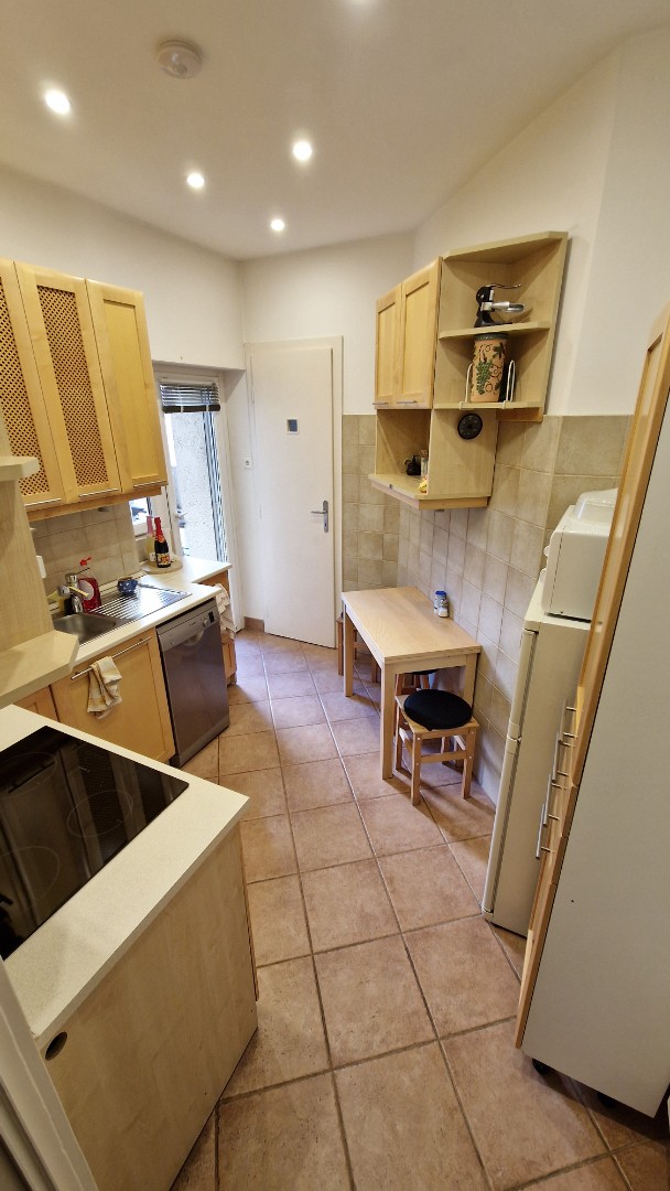 II. kerületi polgári lakás - Kép 16