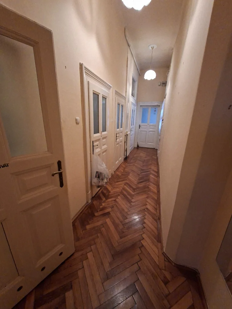 Tiszta, lakás. Csendes nyugodt környezetben Budapest Üllői út - Kép 2