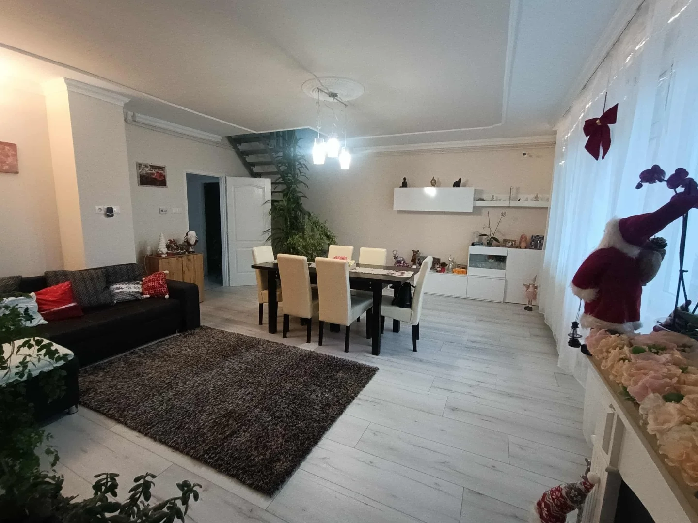 Nagyhegyesen felújított 4 szoba nagy nappalis családi ház - Kép 7