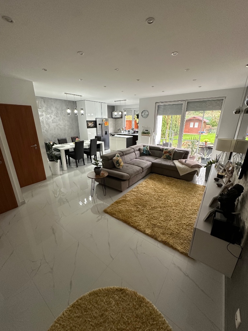 Eladó 133 nm-es ház Zalaegerszeg csendes részén a belvárostól pár percre