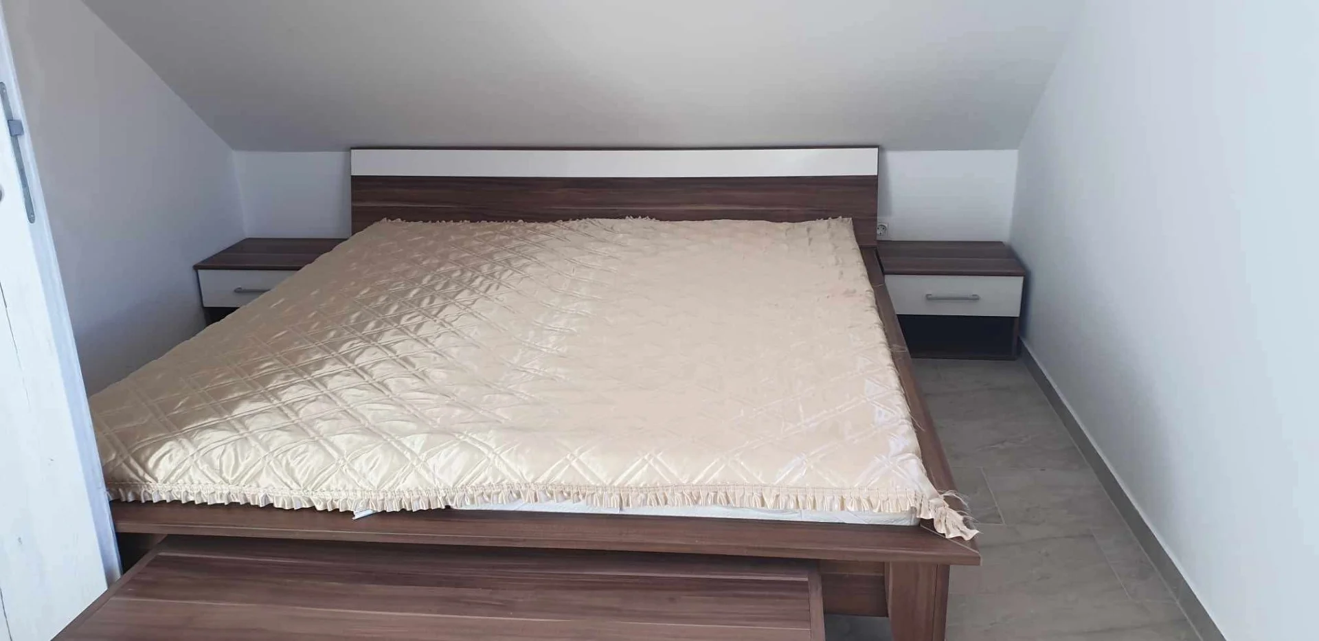 Kiadó tégla lakás Alsópáhokon - Kép 10