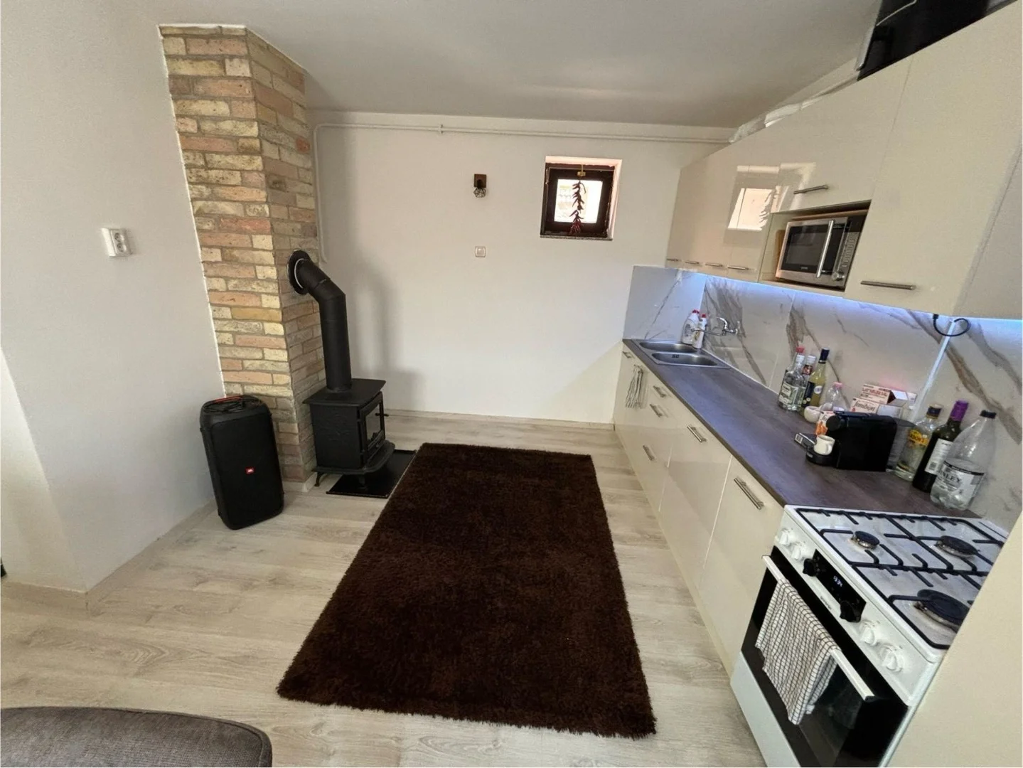 Cserkúton két generációnak alkalmas családi ház eladó - Kép 8