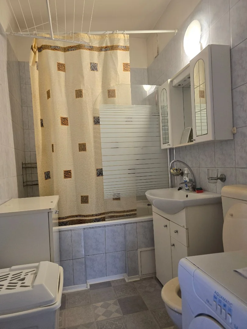 Göncz Árpád városközpontban 46nm-es lakás eladó - Kép 4