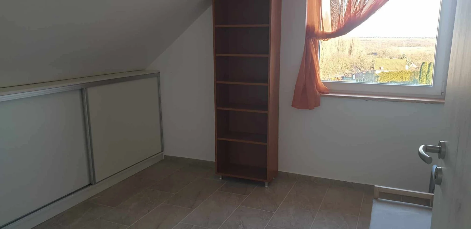 Kiadó tégla lakás Alsópáhokon - Kép 8