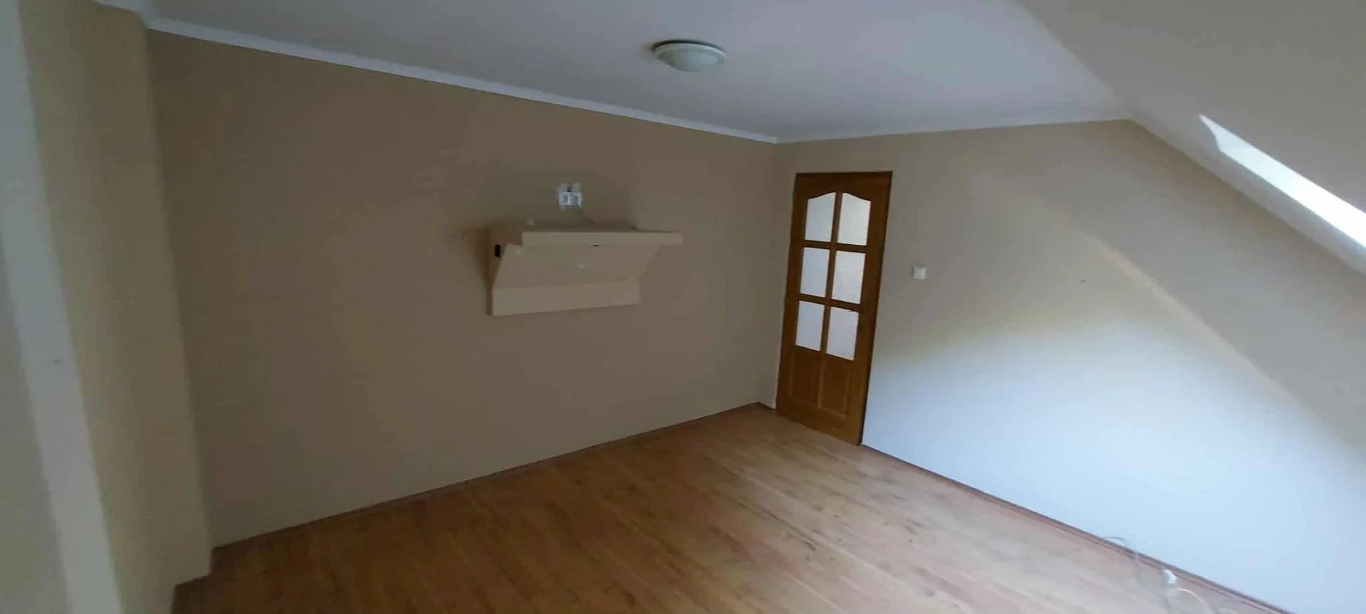 Eladó családi ház Eplény Gyöngyvirág - Kép 3