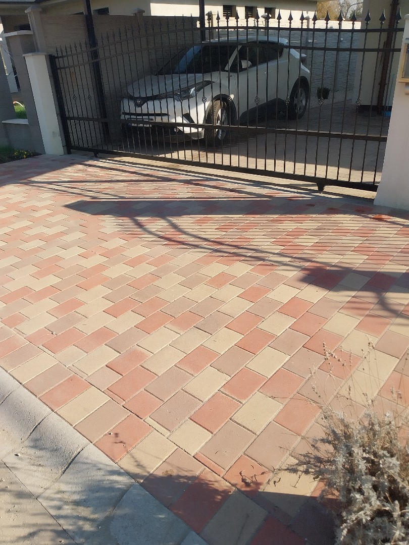 hőszivattyús újszerű ház - Kép 3