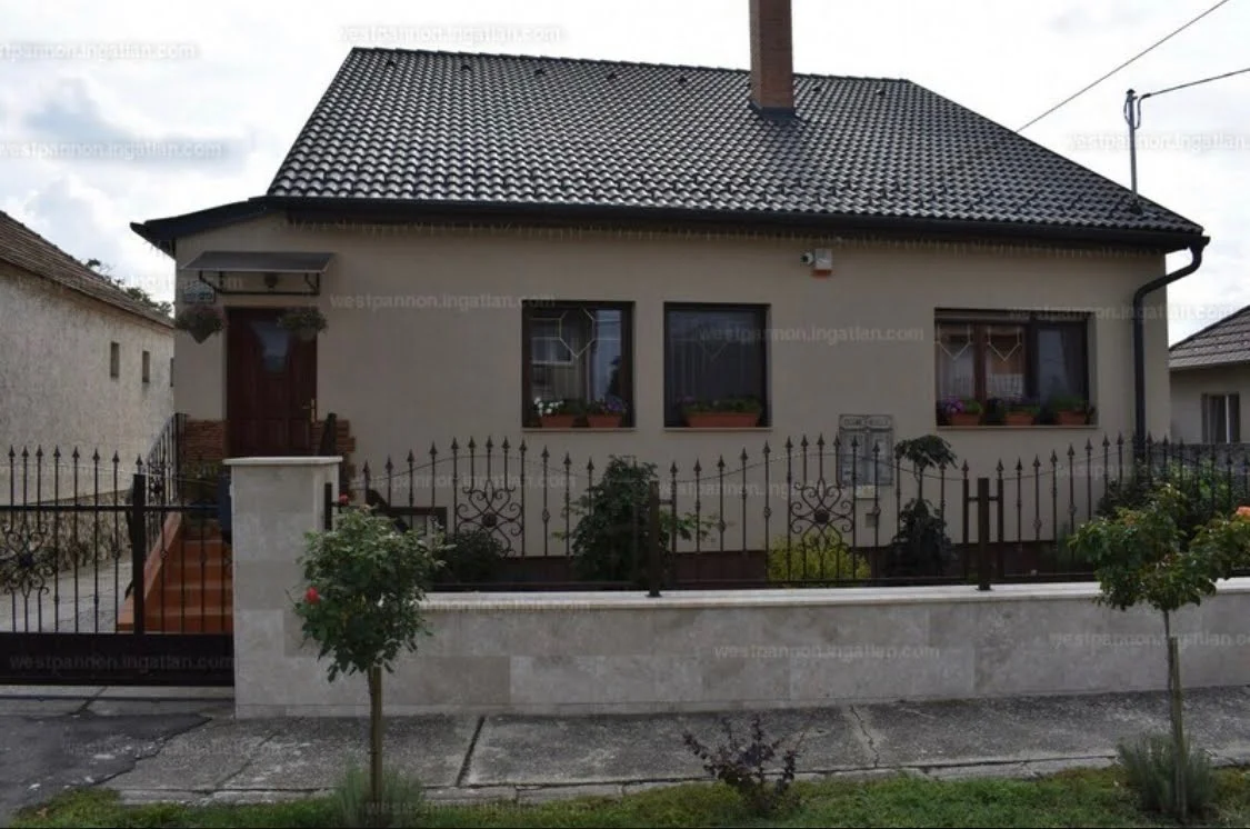 Exkluzív családi ház eladó! - Kép 2