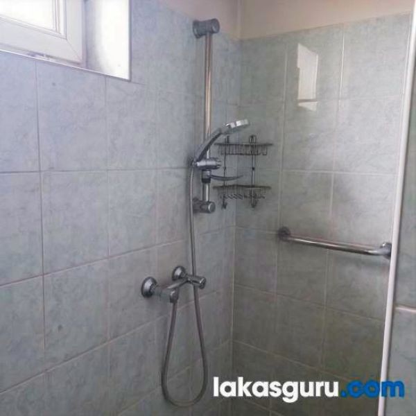 Kétszintes Családi Ház Nagykapornak Csendes Utcájában! - Kép 9