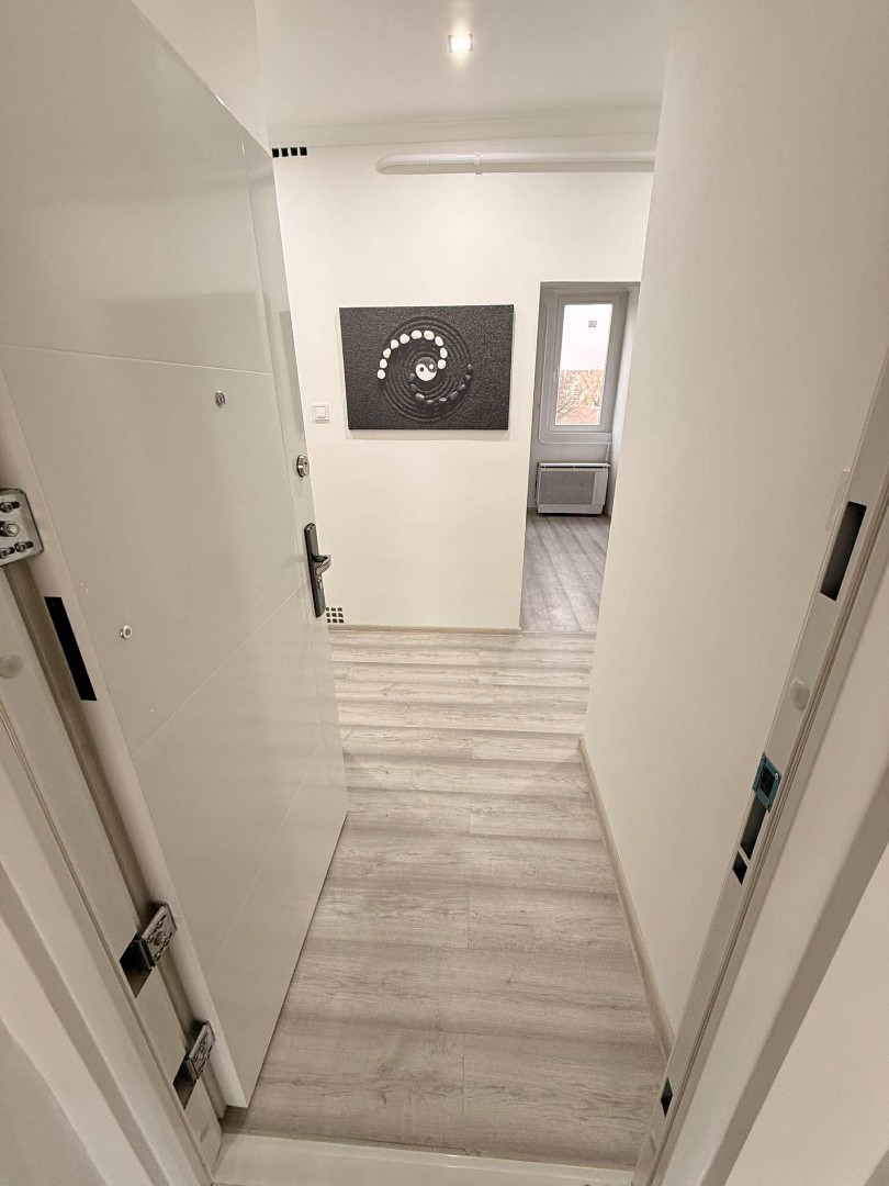 Eladó tégla lakás Kazincbarcikan - Kép 8