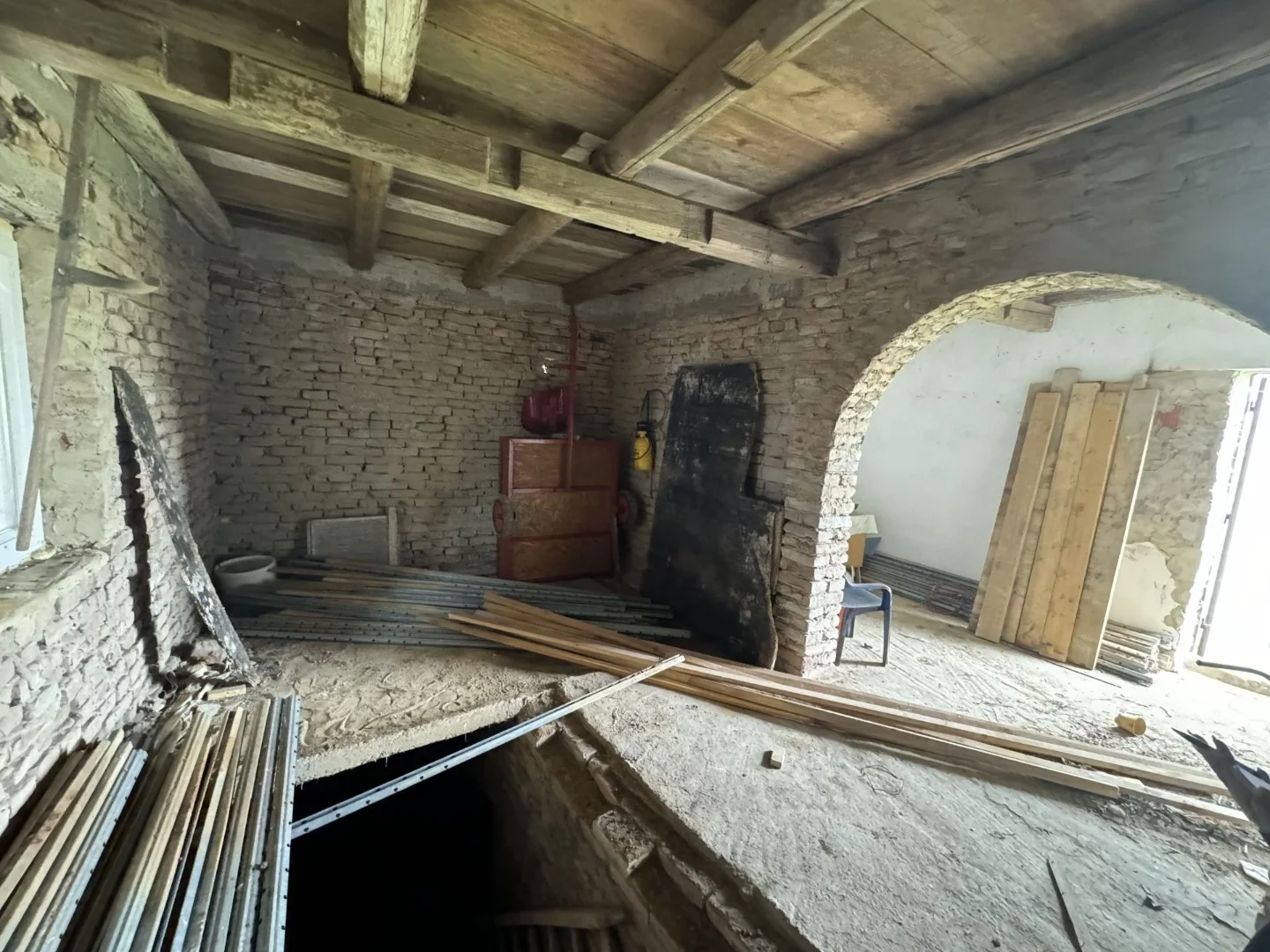 Villány szőlőhegyen présház eladó - Kép 5