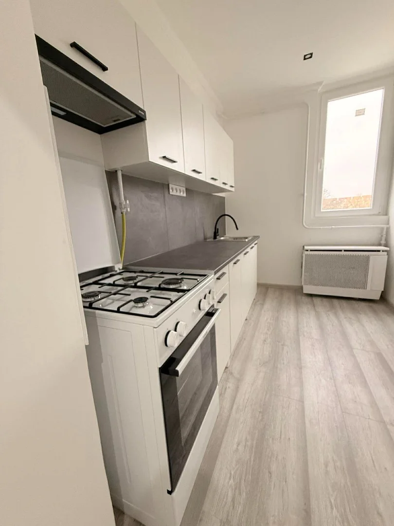 Eladó tégla lakás Kazincbarcikan - Kép 11