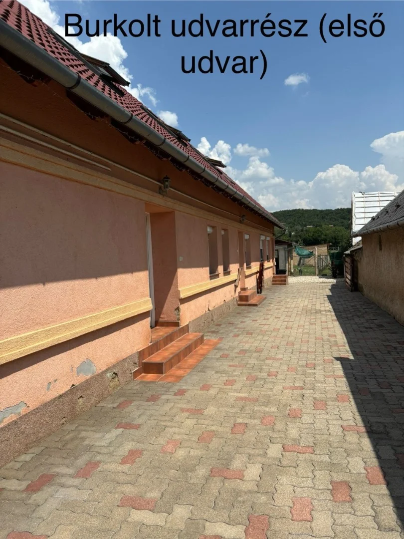 Cserkúton két generációnak alkalmas családi ház eladó - Kép 2