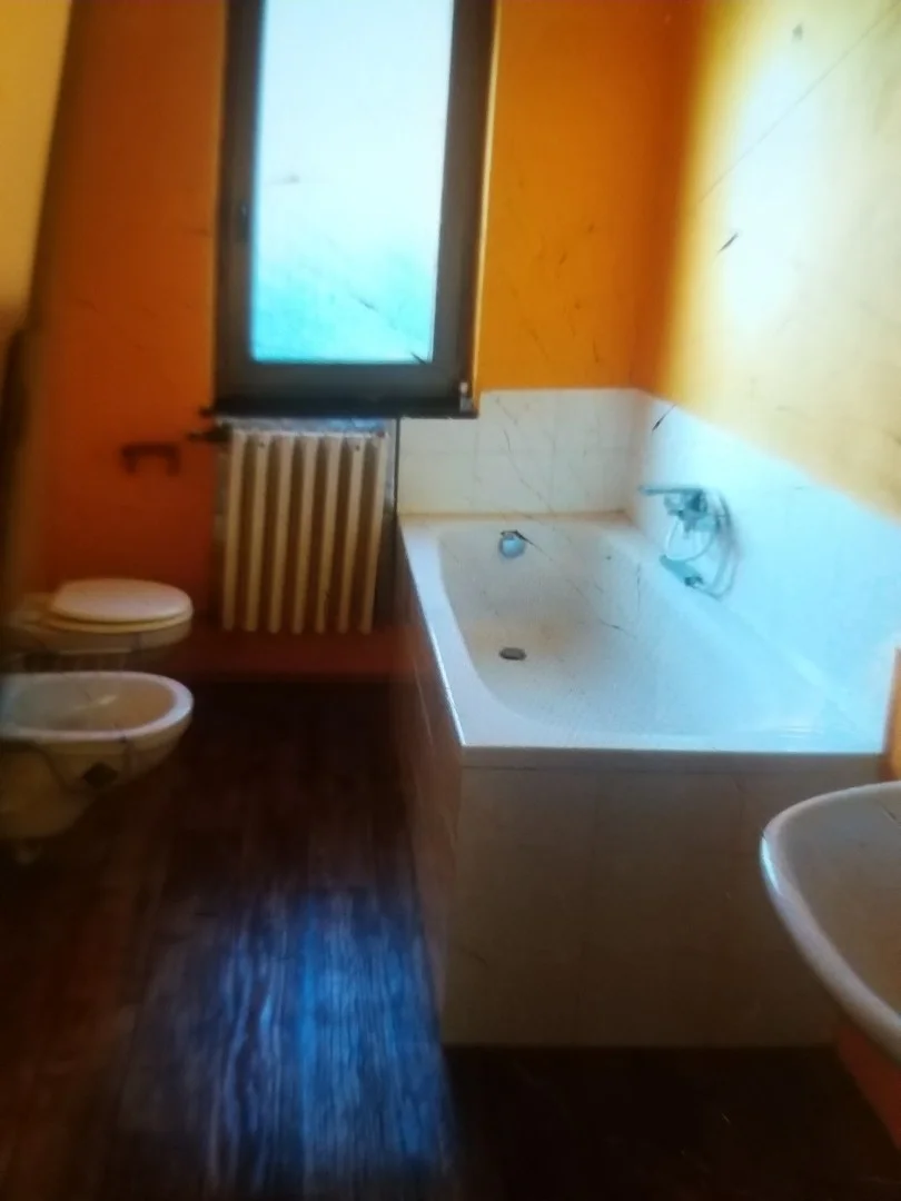Kiadó sorház Nyíregyházán - Kép 11