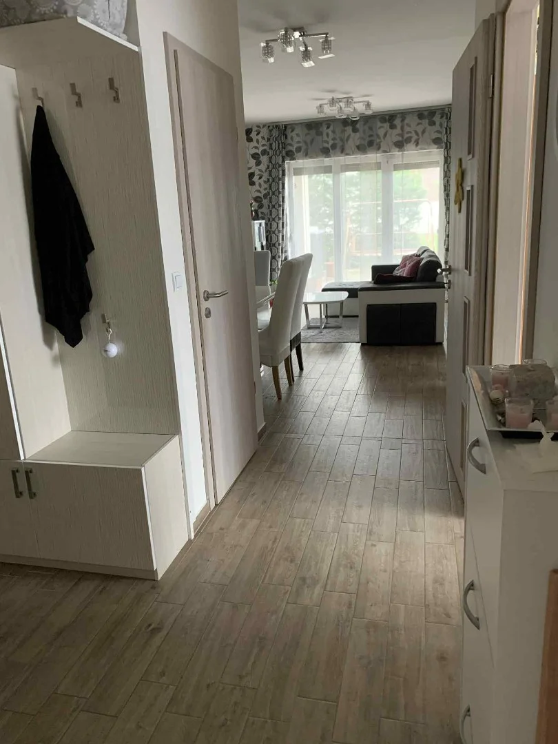 NÍVÓS AMERIKAI KONYHÁS FÖLDSZINTI LAKÁS SAJÁT UDVARRAL. - Kép 8