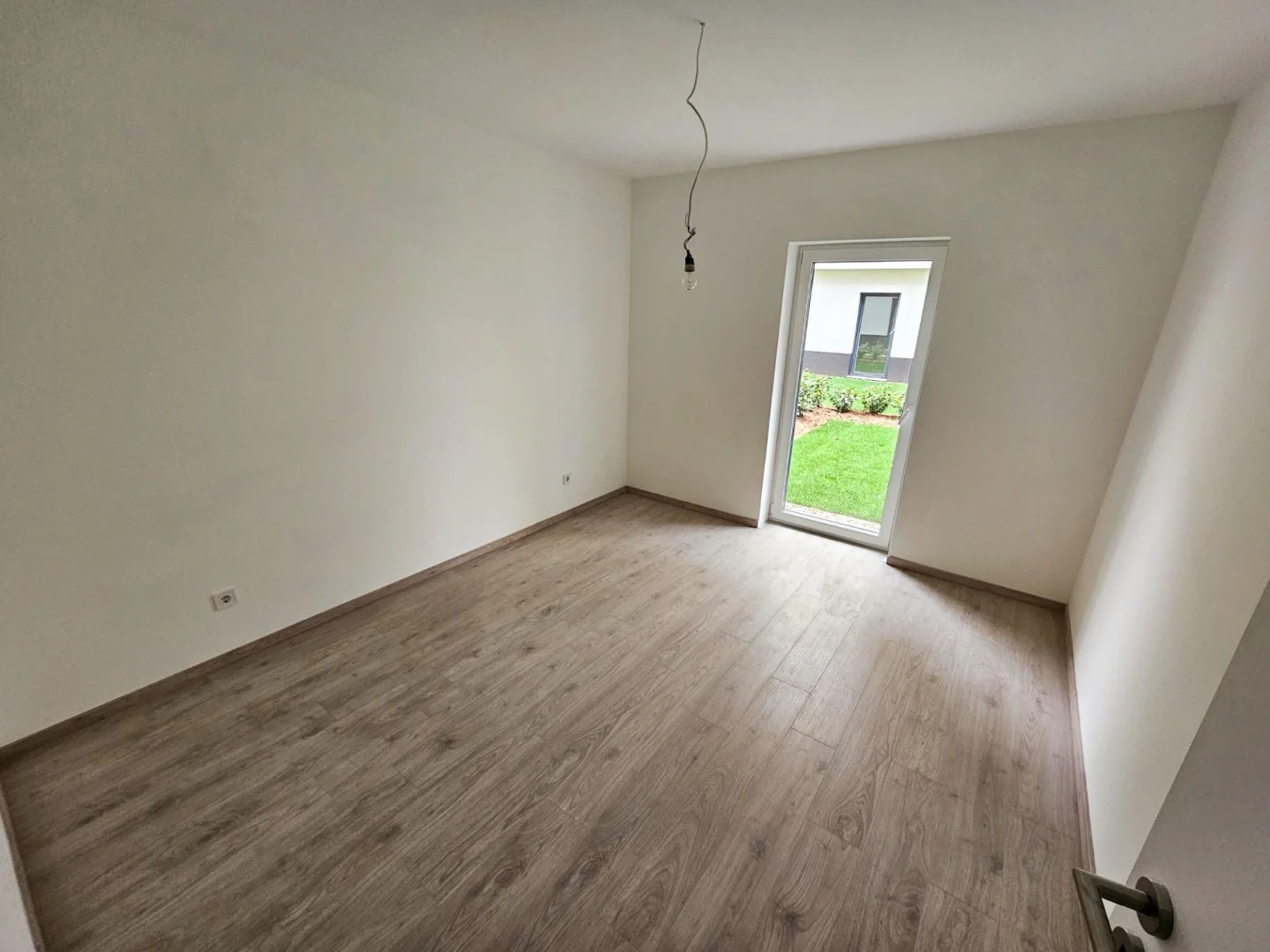 Azonnal költözhető, lakás a Göncz Árpád városközpontban eladó! - Kép 7