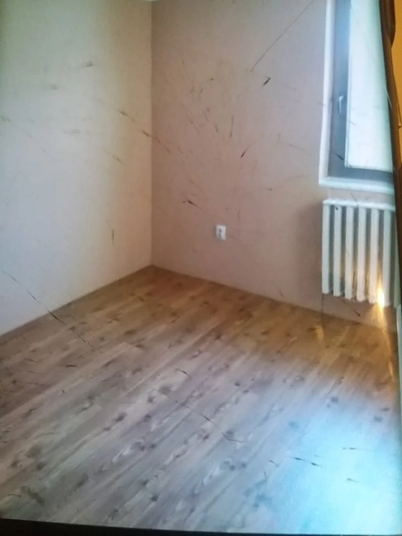 Kiadó sorház Nyíregyházán - Kép 8