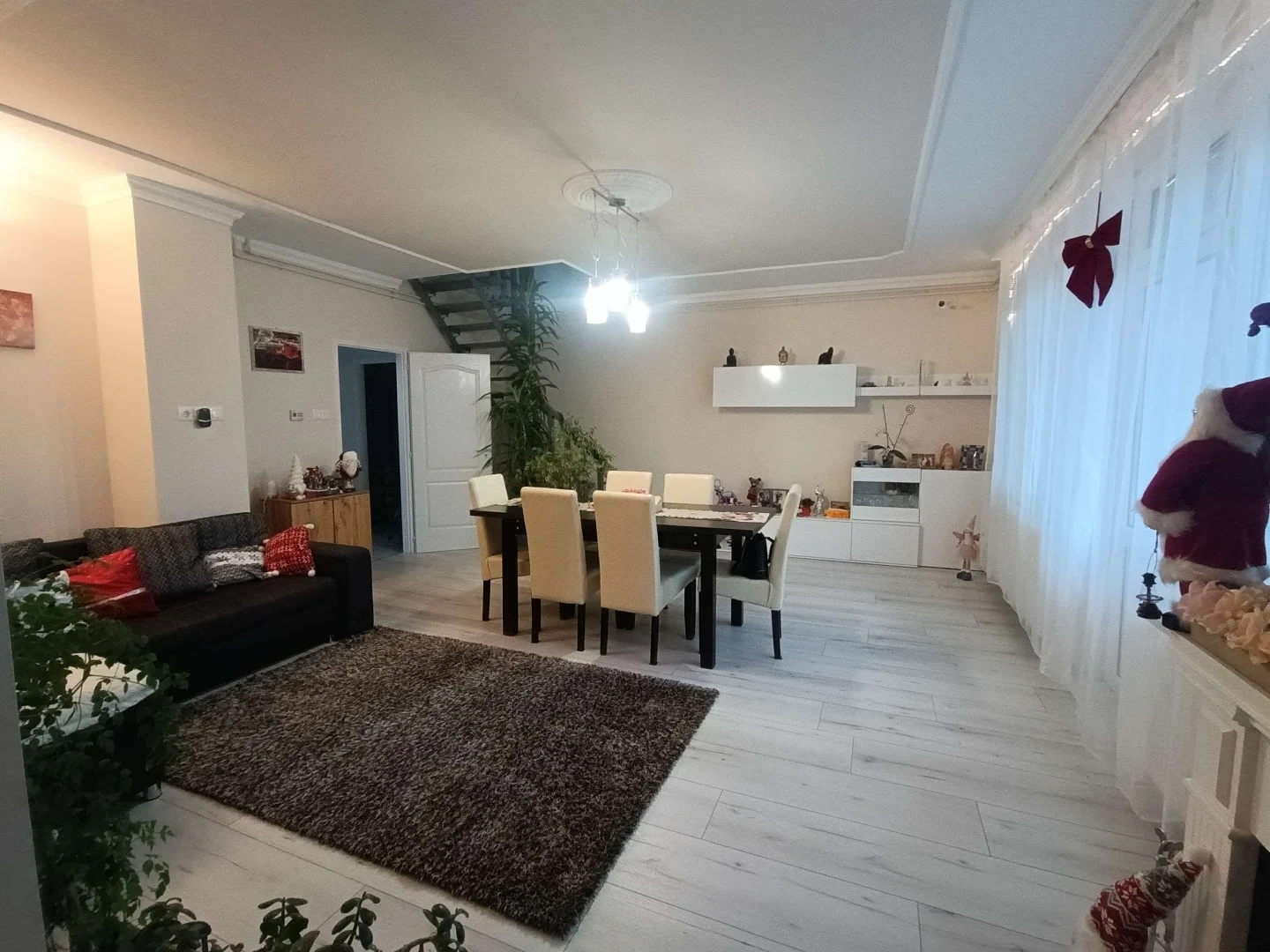 Nagyhegyesen felújított 4 szoba nagy nappalis családi ház - Kép 16