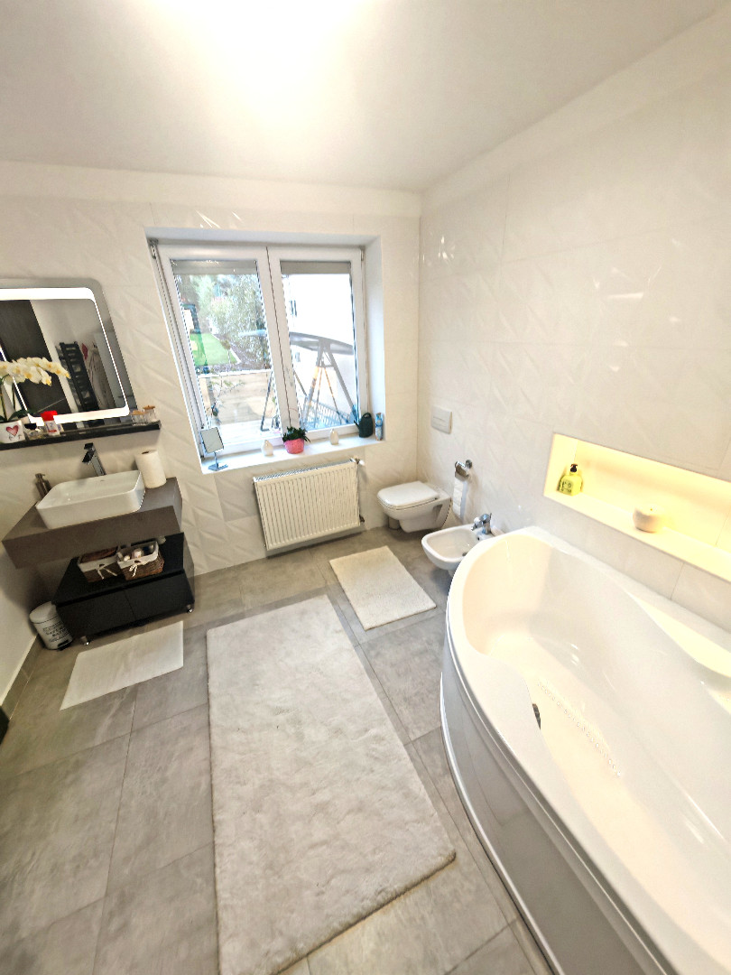 Felsőtárkány Várhegy Lakópark csendes utcájában csodaszép ikerház keresi új szerető tulajdonosát! - Kép 8