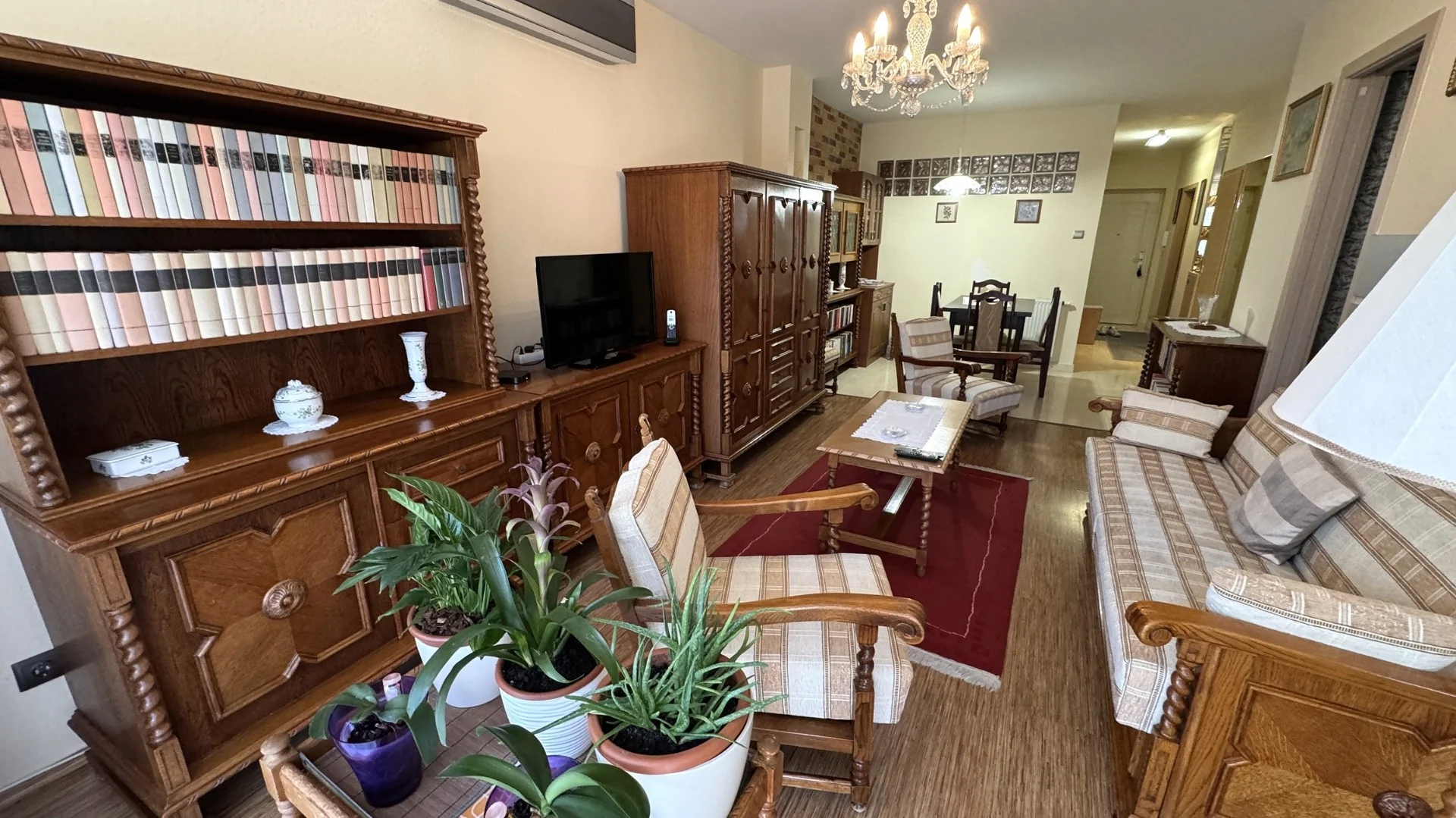 Nyíregyházán a Korányi kertvárosban 1. emeleti liftes 62 nm-es 2 szoba-nappalis lakás eladó - Kép 3