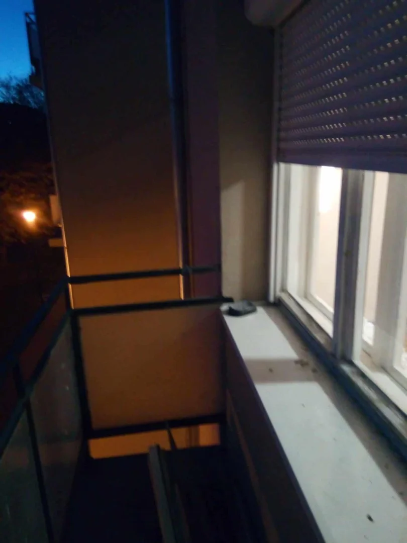 Szekszárdon a belvárosban garzon eladó! - Kép 10